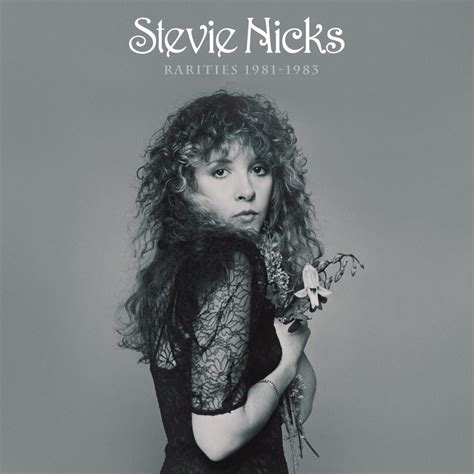 THE DISTINCTIVE STYLE OF STEVIE NICKS - 1010 Park Place