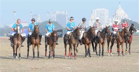 Cut Through The Wind | WhatsHot Kolkata