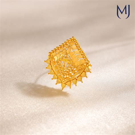 Buy Gold Finger Rings Online India - Manubhai Jewellers