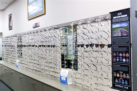 Opticians Salmon Arm | Home | InView 1 Hour Optical