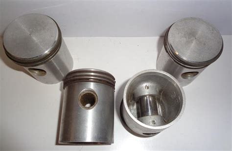 Ariel Pistons 8167+030 / Set Square four. SQ 4. 600cc 1938/40 | BRITISH ...