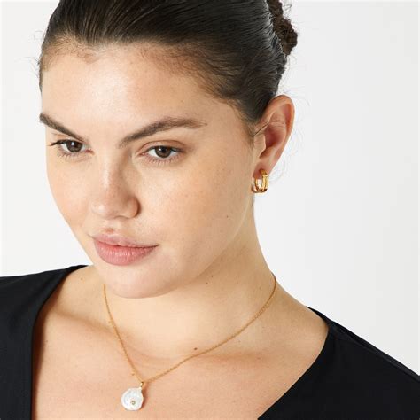 Accessorize London Z Pearl Baroque Pendant - Accessorize India