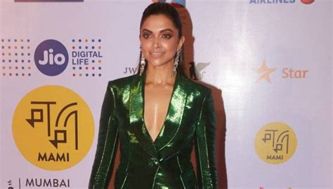 Deepika Padukone goes horribly wrong with dress sense- See pics ...