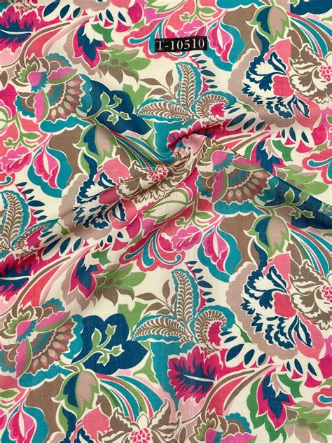 SWISS COTTON LINEN FLORAL DIGITAL PRINTS – The Wardrobe Fabrics