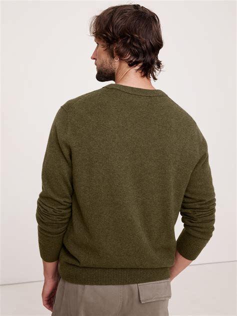Cashmere Crew-Neck Sweater | Banana Republic