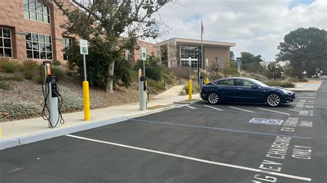 MiraCosta College San Elijo Campus - Library | Encinitas, CA | EV Station