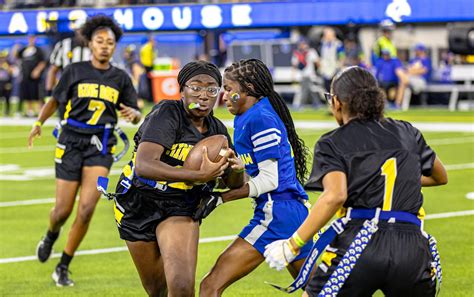 Girls Flag Football – Athletics – King/Drew Magnet High School of ...
