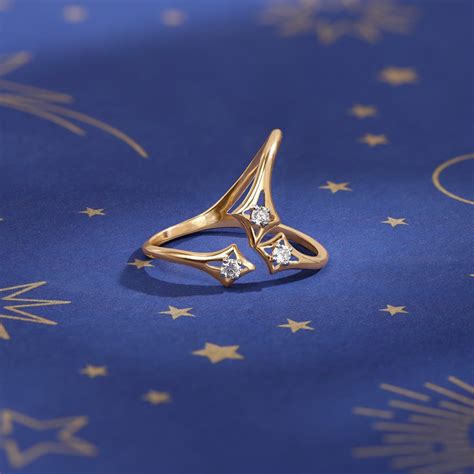 Meteor Trail 14KT Diamond Finger Ring