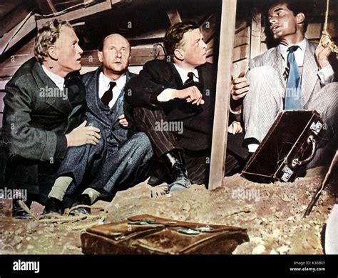 The great escape 1963 gordon jackson hi-res stock photography and ...