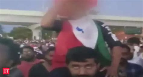 Kerala Police News: Kerala Police registers FIR over minor boy raising ...