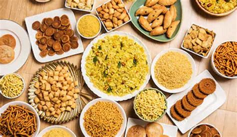Indulge In The Most Delicious Farsan At These Stores In The City ...