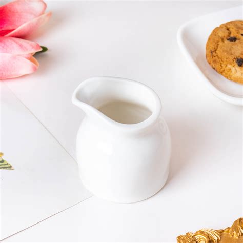 Serena White Truffle Milk Pot 100 ml Online - Premium Jug | Nestasia