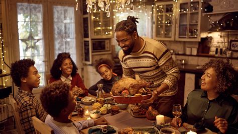 ¿Qué es y qué se come el Día de Acción de Gracias? - Helios