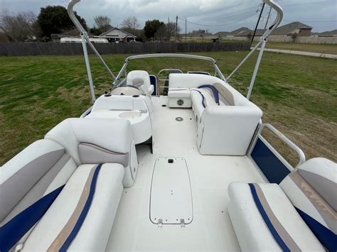 Used Deck Boats For Sale 2013 for sale for $1,486 - Boats-from-USA.com