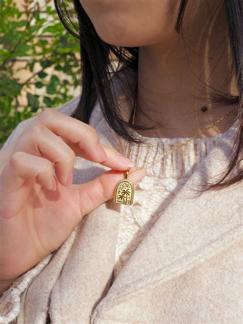 Palm tree necklaces | CWC Oceans Store