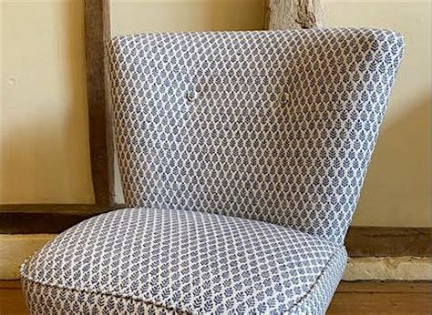 Upholstery Weekend with Flossie and Bumble, The Hay Barn Hampshire ...
