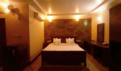 Imperial Rooms - Prime Murti Jungle Resort