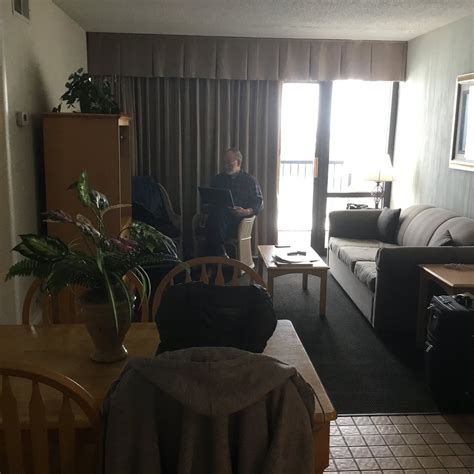 KINGFISHER INN (Garden City Beach) - Hotel Reviews, Photos, Rate ...