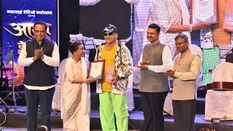 Mirchi’s RJ Jeeturaaj named ‘Best Male RJ of the Year’ at Maharashtra ...