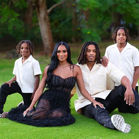 Ashley Nicole | Hey Baddies!!!!! Go subscribe to the @humblebaddiespodcast for a fun, safe space ...