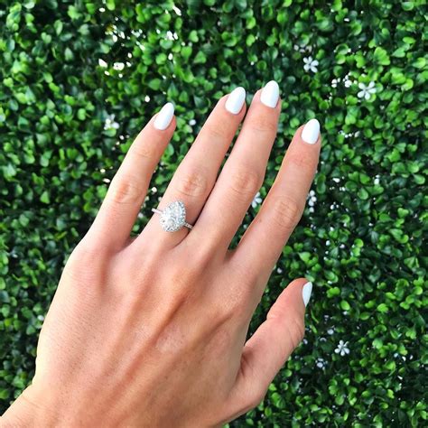engagement rings virtual try on