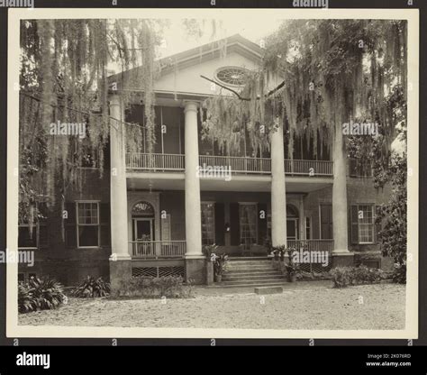 Gloucester mansion in natchez mississippi hi-res stock photography and ...
