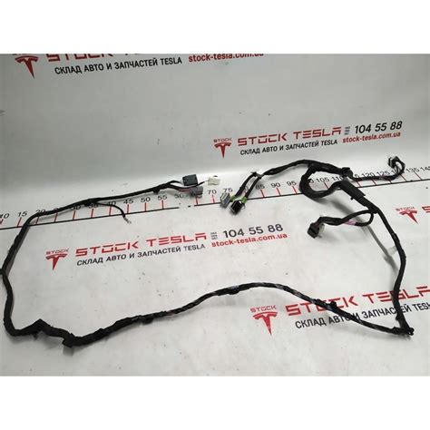 1032882 70 Verkabelung der oberen Verkleidung der oberen rechten Tür ...