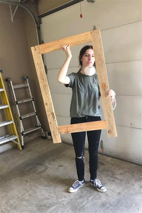 How to Make a Chalkboard Sign Using a Frame 的图像结果