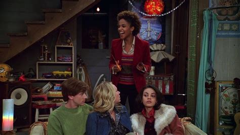 Watch That '70s Show Season 7, Episode 16: On with the Show | Peacock