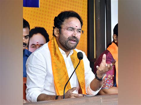 Telangana Elections 2023: BRS MLA grabs BJP candidate by throat, BJP ...