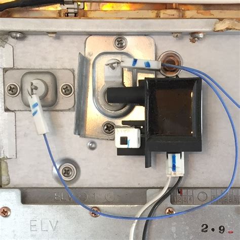 Noritz Error Code 11 Repair On Noritz NR98 SV 的图像结果