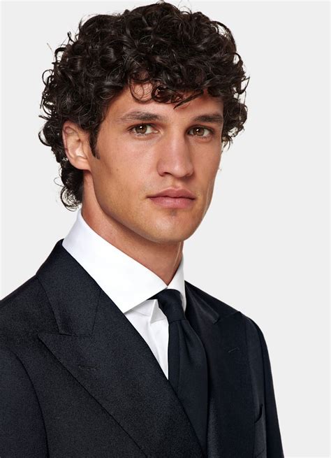 Navy Havana Suit in Wrinkle-Free 4-Ply Wool | SUITSUPPLY