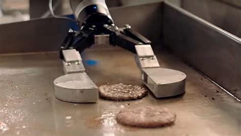 [WATCH] Flippy Is A Burger-Flipping Robot. Literally.