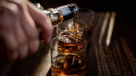 Does Alcohol Cause Kidney Stones? – NutritionFact.in