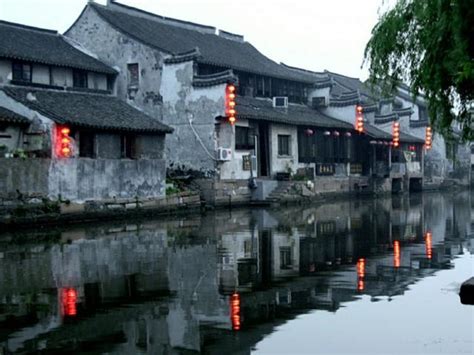 烟花三月下扬州——江南最美的季节，水中油菜花海 摄影的天堂 - 知乎