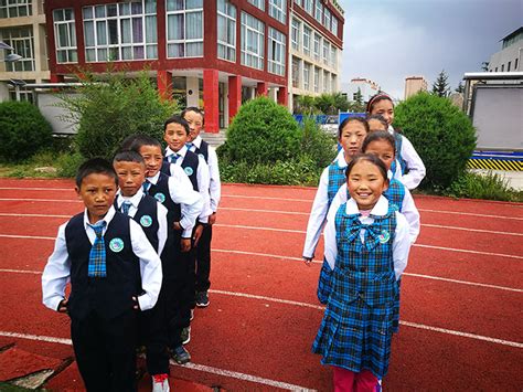 内地西藏班学生再次发起公益活动 关注藏北贫困牧区 - 活动 - 《公益参考消息》_开启公益新视野