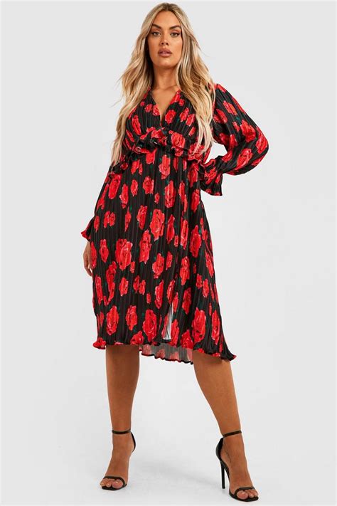 Plus Floral Pleated Satin Plunge Midi Dress | boohoo AU