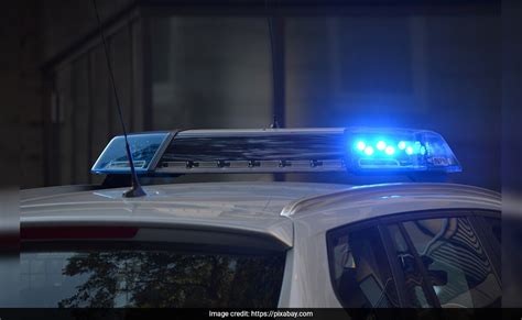 केरल पुलिस को IRS अधिकारी और उनकी मां व बहन के आत्महत्या करने का संदेह ...