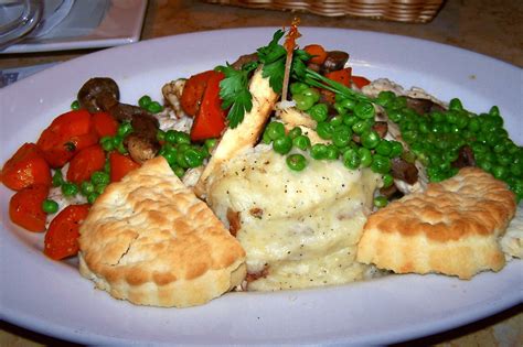 Cheesecake Factory Chicken And Biscuits Recipe