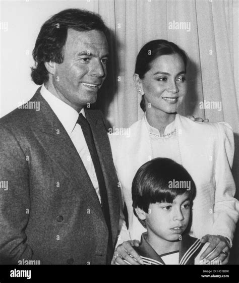 Isabel Preysler And Julio Iglesias