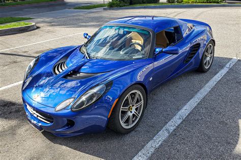 Yellow Lotus Elise Related