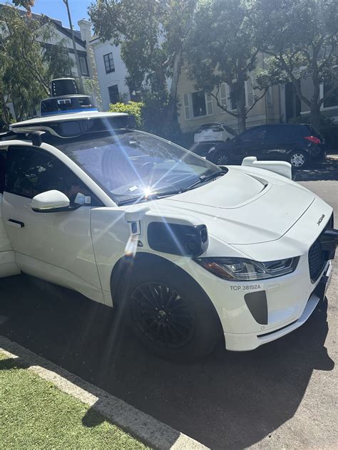 Commute to survey today Waymo driverless car. | Victoria Carter FRICS