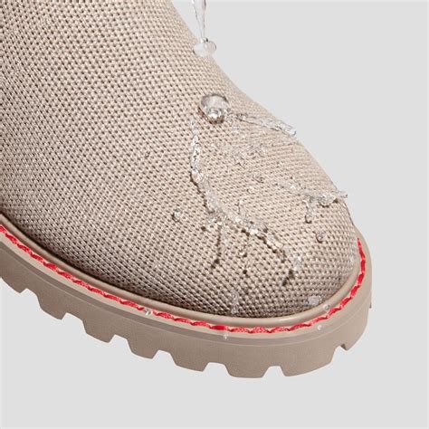 Round-Toe Lug Sole Wool Ankle Boots (Flora), Oatmilk, EU35 | VIVAIA