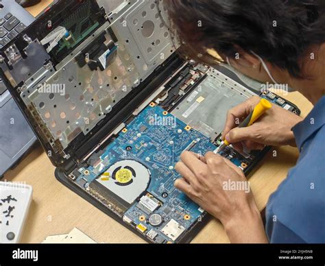 Computer Repair and Maintenance 的图像结果