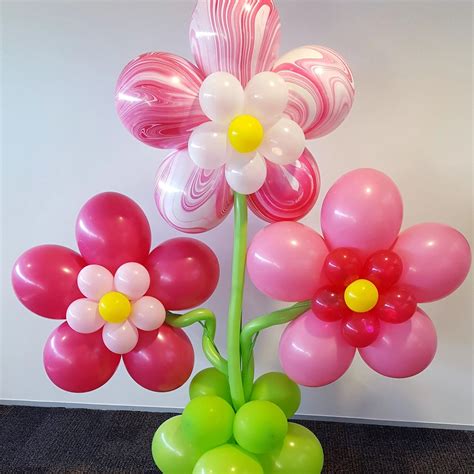 Flower Balloon Sculpture – Build a Birthday NZ