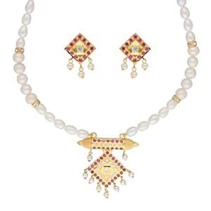 Sri Jagdamba Pearls Dealer Yochana 1 Line Round Pearl Necklaces For ...