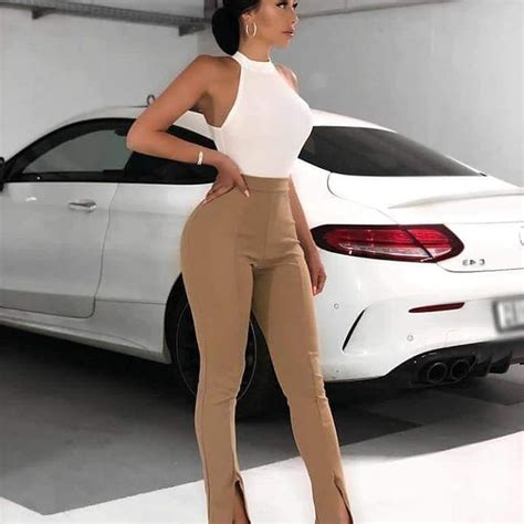 Professional Attire for Women 的图像结果