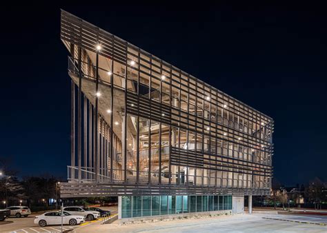 Office Building 的图像结果