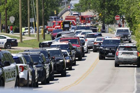 ‘Senseless’: Texas politicians react to shooting at Wilmer-Hutchins ...