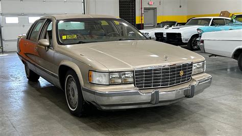 Cadillac Fleetwood Market - CLASSIC.COM